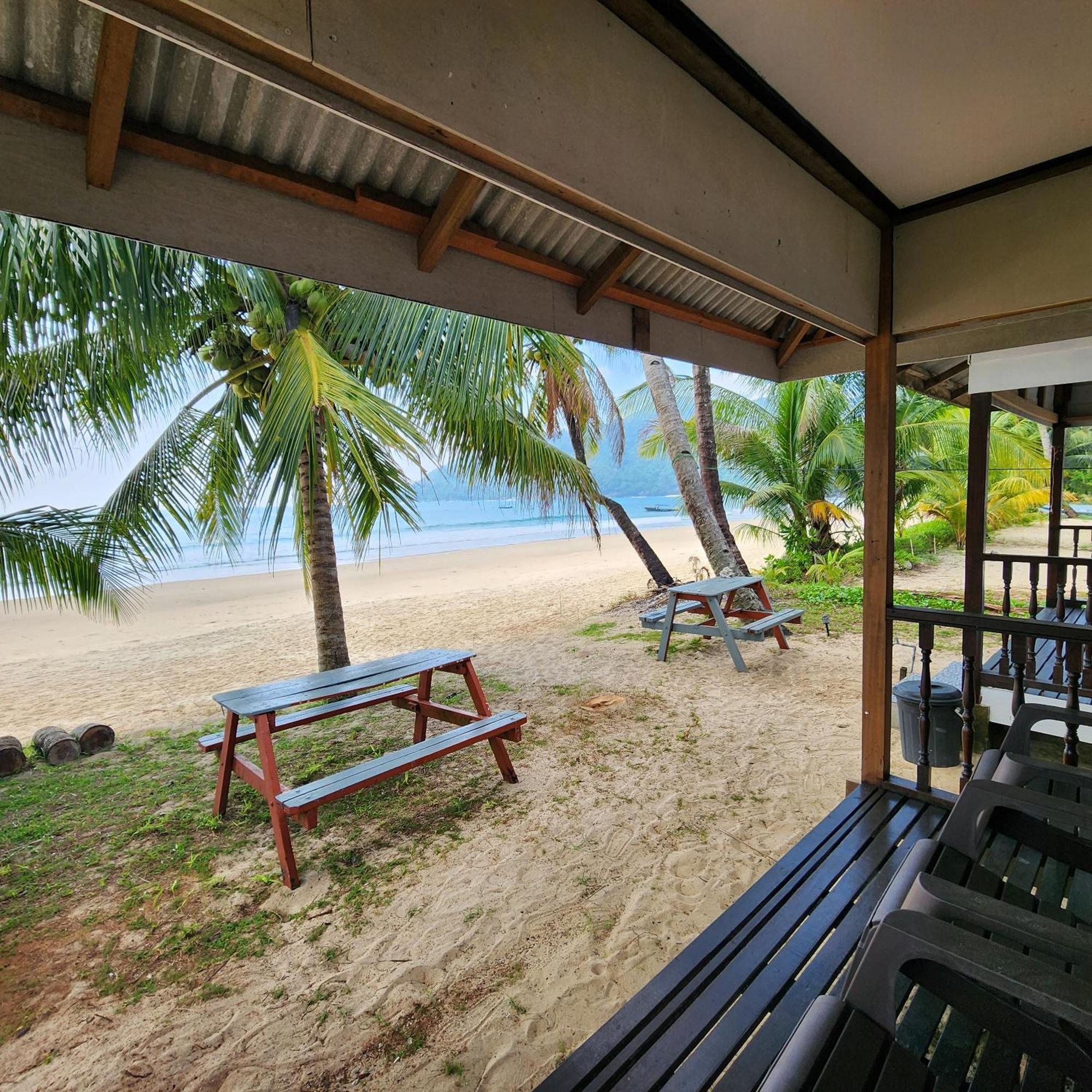 Permai Chalet Tioman Kampong Juara ภายนอก รูปภาพ